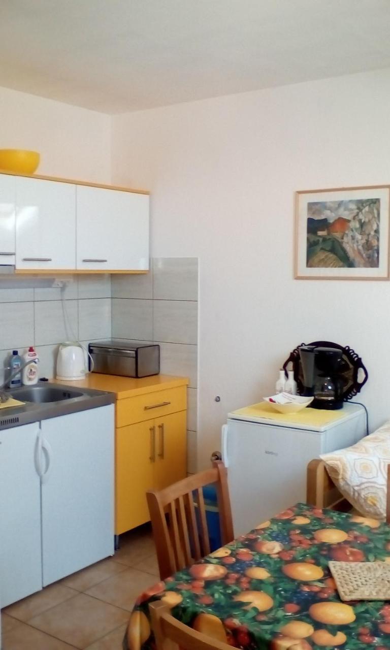 Apartment Gotovina บีโอกราดนาโมรู ภายนอก รูปภาพ
